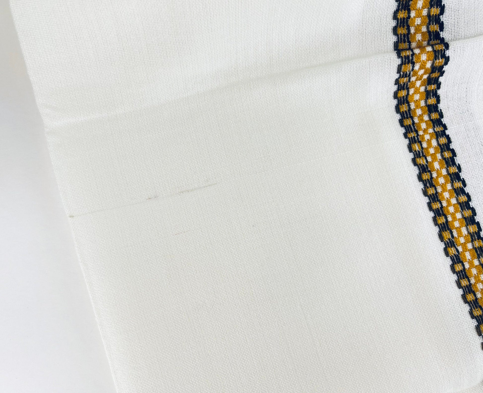 Product image for 'vintage square linen fringe table cloth striped geometric pattern' (view 0278a9)