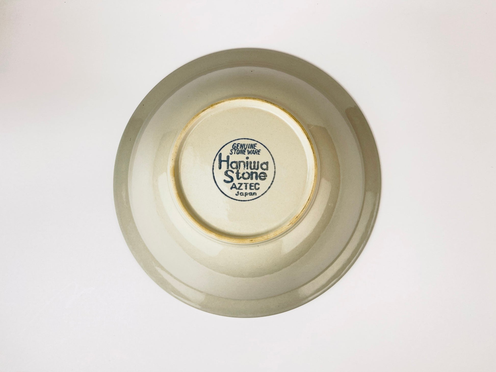 Product image for 'vintage haniwa stone aztec japan large serving bowl genuine stoneware made in japan' (view 79a0ae)