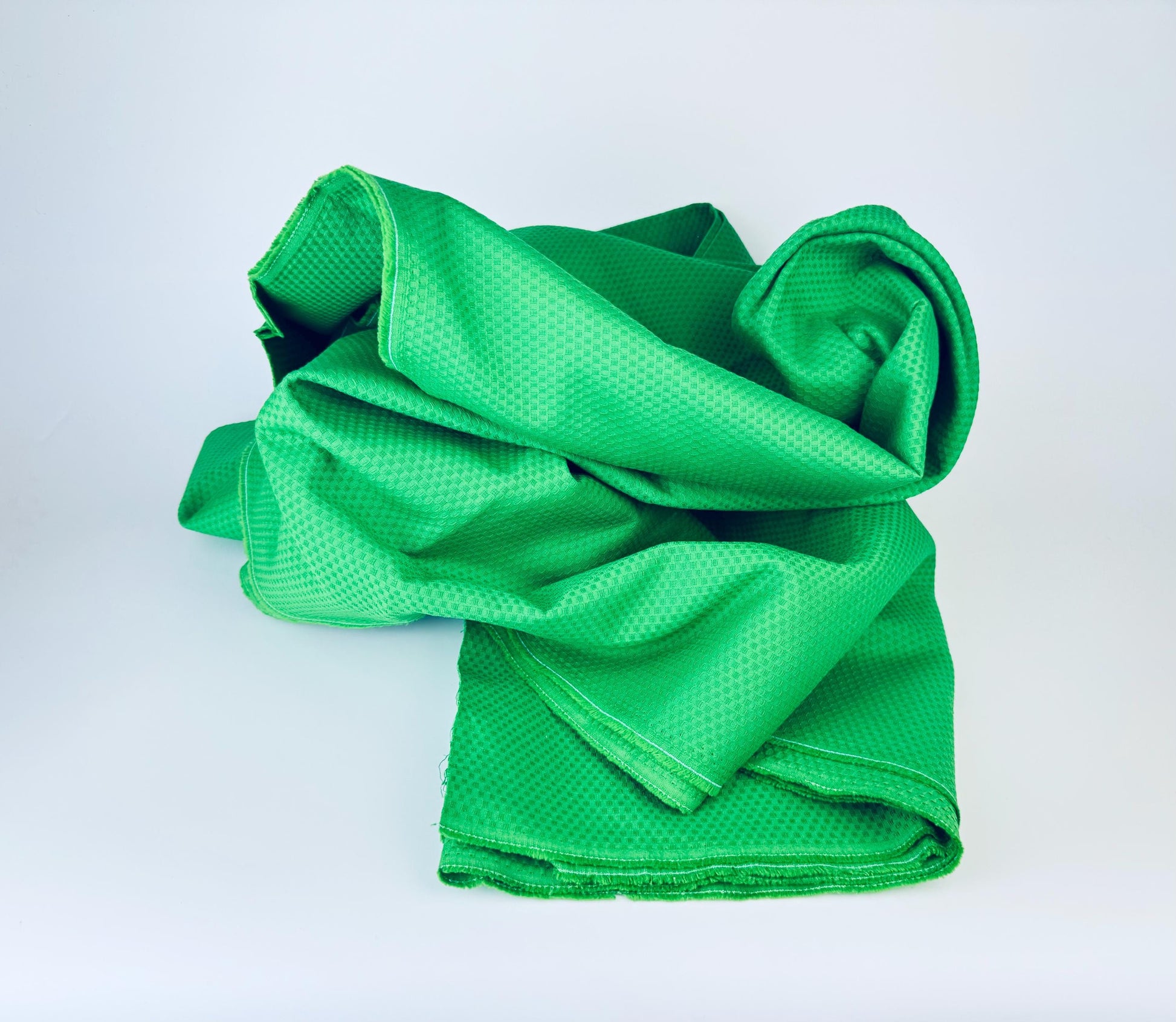 Product image for 'vintage thick woven bright green waffle polyester upholstery fabric 43 x 134' (view 9cfc0b)