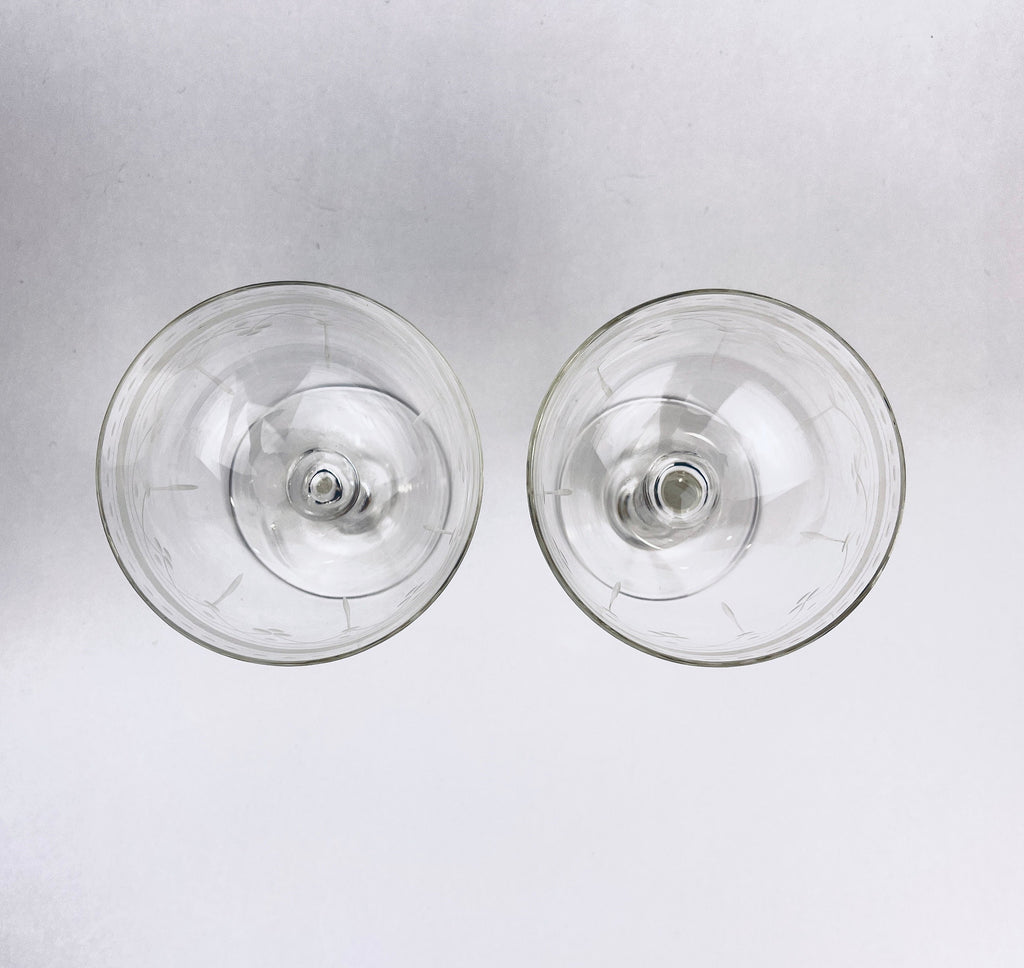 Product image for 'vintage etched martini glasses mid century elegance set of 2' (view 4fcdfb)