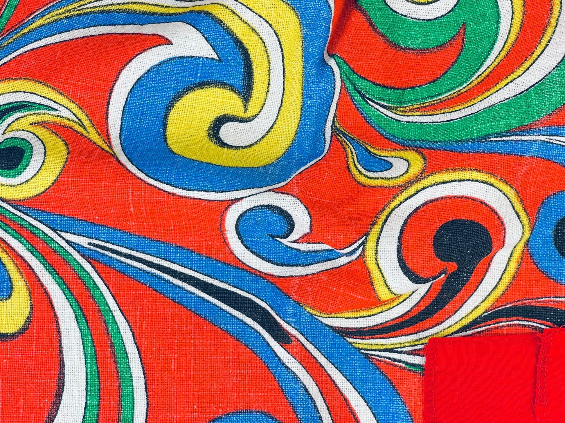 Product image for 'vintage paisley linen waist apron red strings' (view 0be5e5)