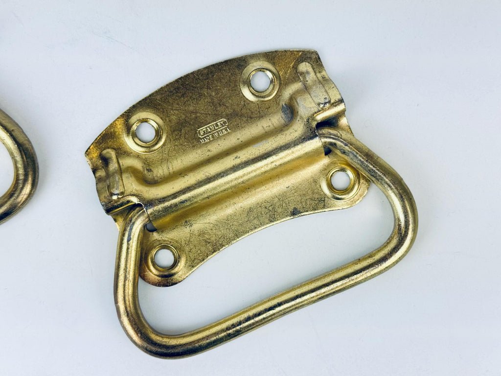 Product image for 'vintage solid brass stanley latch hardware set of two 2 made in usa' (view 500b25)