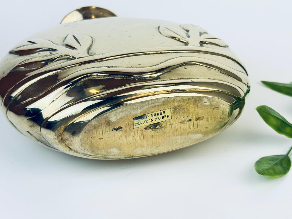 Product image for 'vintage dolbi cashier solid brass art deco revival oblong round 10 flask vase made in korea' (view 91ba81)