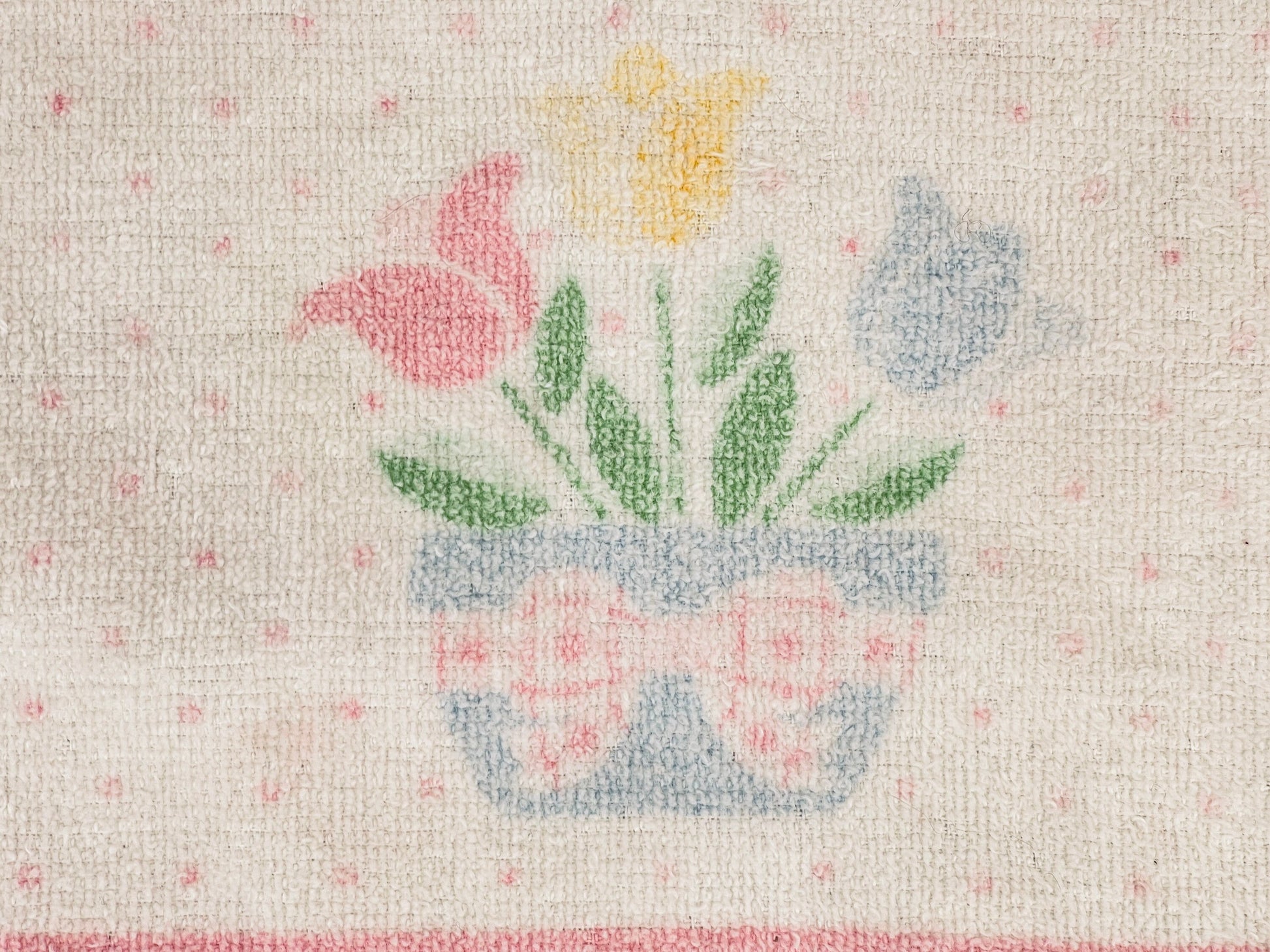Product image for 'vintage spring floral rectangular fringe hand towel' (view f1d9b4)