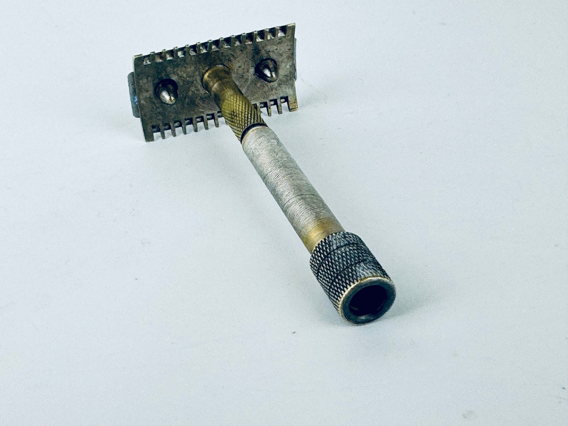 Product image for 'vintage antique gold silver metal razor blade mens shaving' (view 889a51)