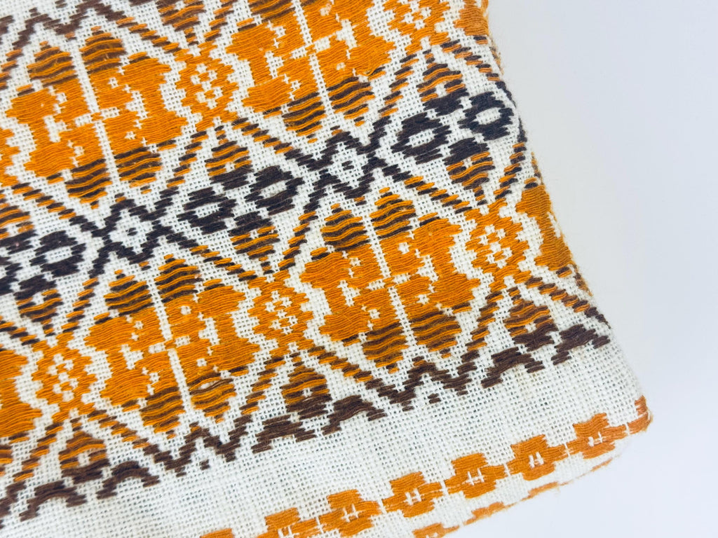 Product image for 'vintage embroidered brown orange geometric pattern beige table cloth 48 x 60' (view 2dbea5)