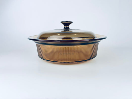 Product image for 'vintage pyrex vision corning ware casserole dish brown glass v 33 b 2 5 qt l made in usa' (view 74b012)