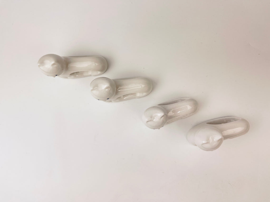 Product image for 'vintage white cat porcelain napkin ring holders set of four 4 imported exclusively by abbott' (view bd1a40)
