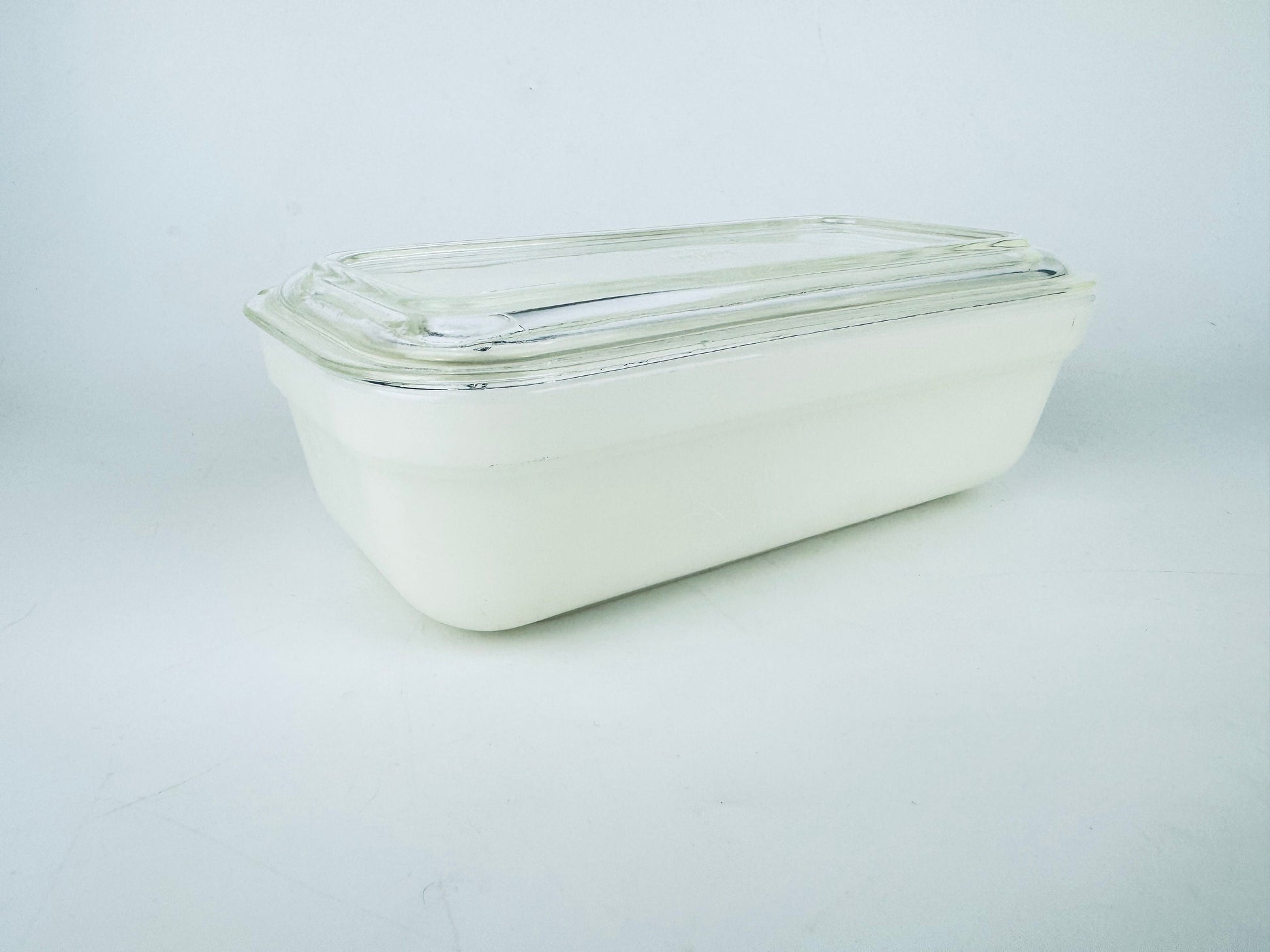 Product image for 'vintage fire king white milk glass refrigerator dish lid made in usa' (view cf3061)