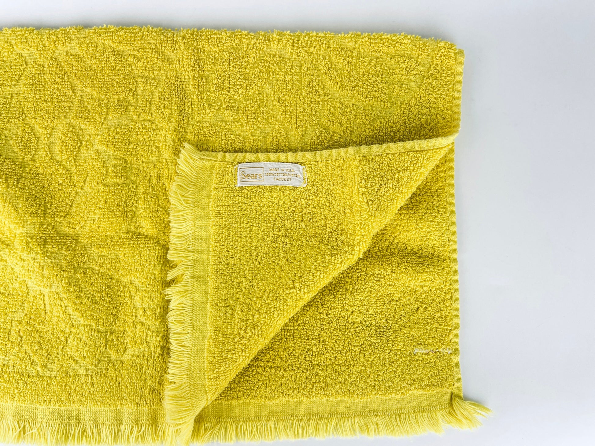 Product image for 'vintage sears yellow floral rectangular fringe hand towel 100 cotton made in usa' (view 296747)