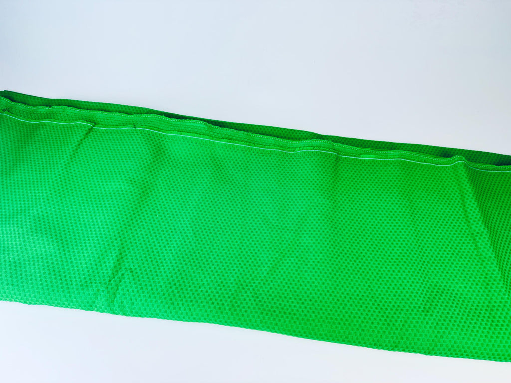 Product image for 'vintage thick woven bright green waffle polyester upholstery fabric 43 x 134' (view 2903dc)
