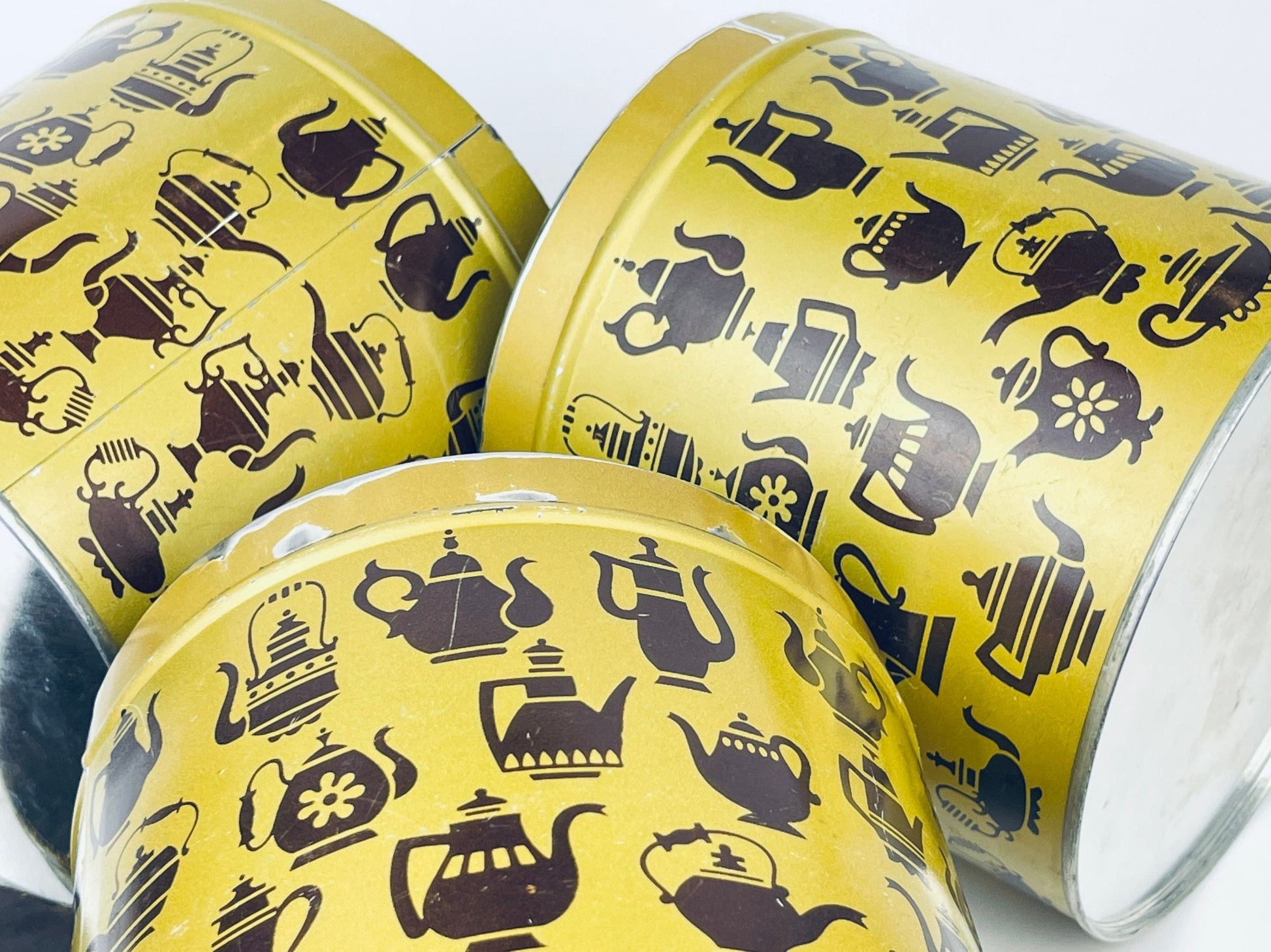 Product image for 'vintage mcm kettle print tea tin canister yellow brown tea pot pattern sold separately' (view e6c673)