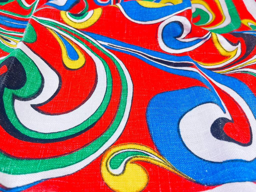 Product image for 'vintage paisley linen waist apron red strings' (view 2e5284)