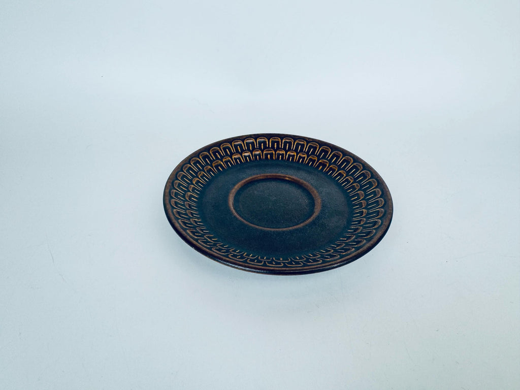 Product image for 'vintage brown pennine pattern wedgwood english plate saucer bowl replacement made in england sold separately' (view d5449c)