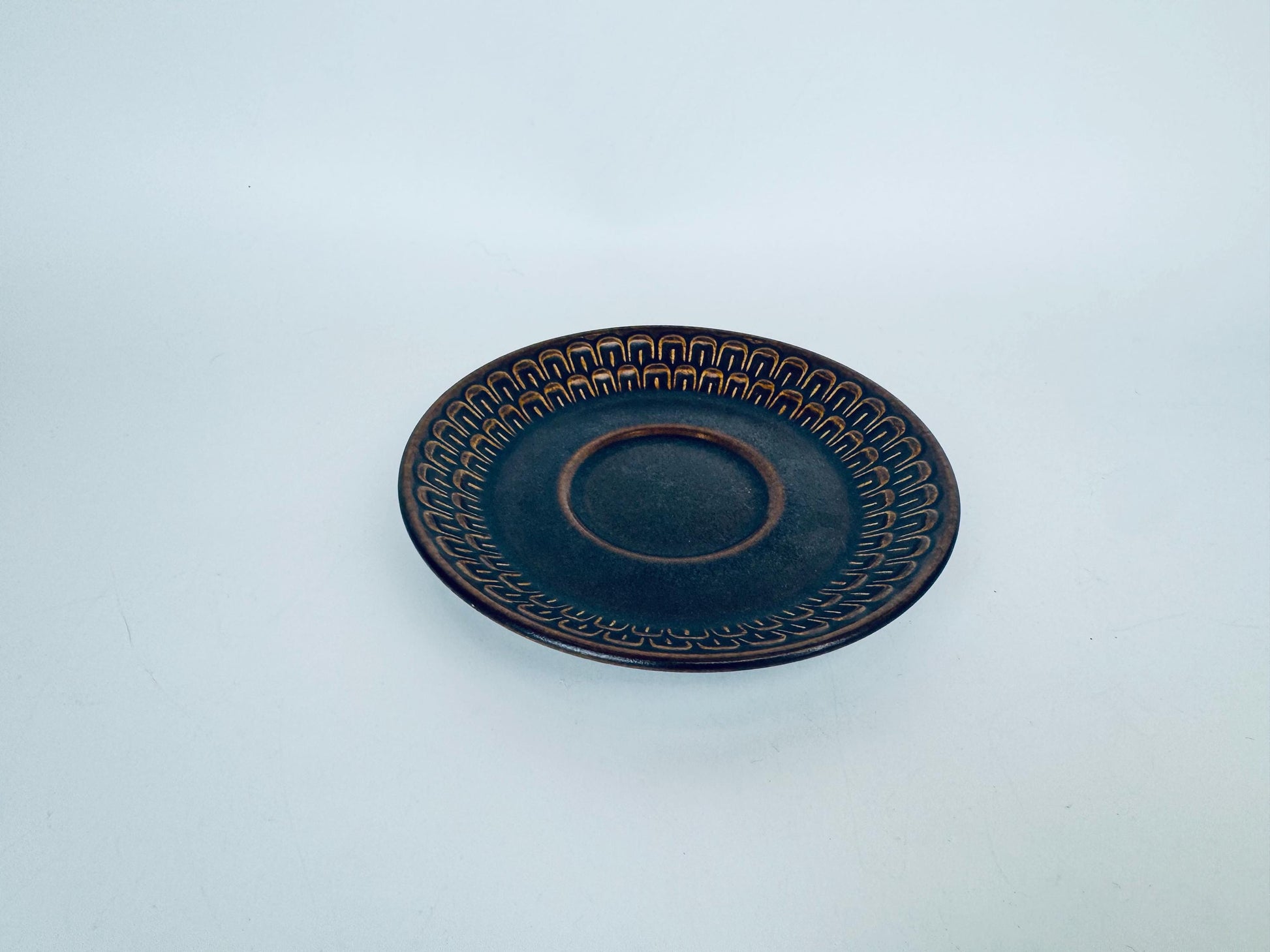Product image for 'vintage brown pennine pattern wedgwood english plate saucer bowl replacement made in england sold separately' (view d5449c)