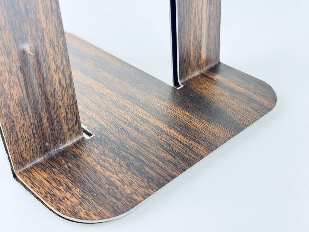 Product image for 'vintage faux wood metal book ends set of two 2' (view 782801)