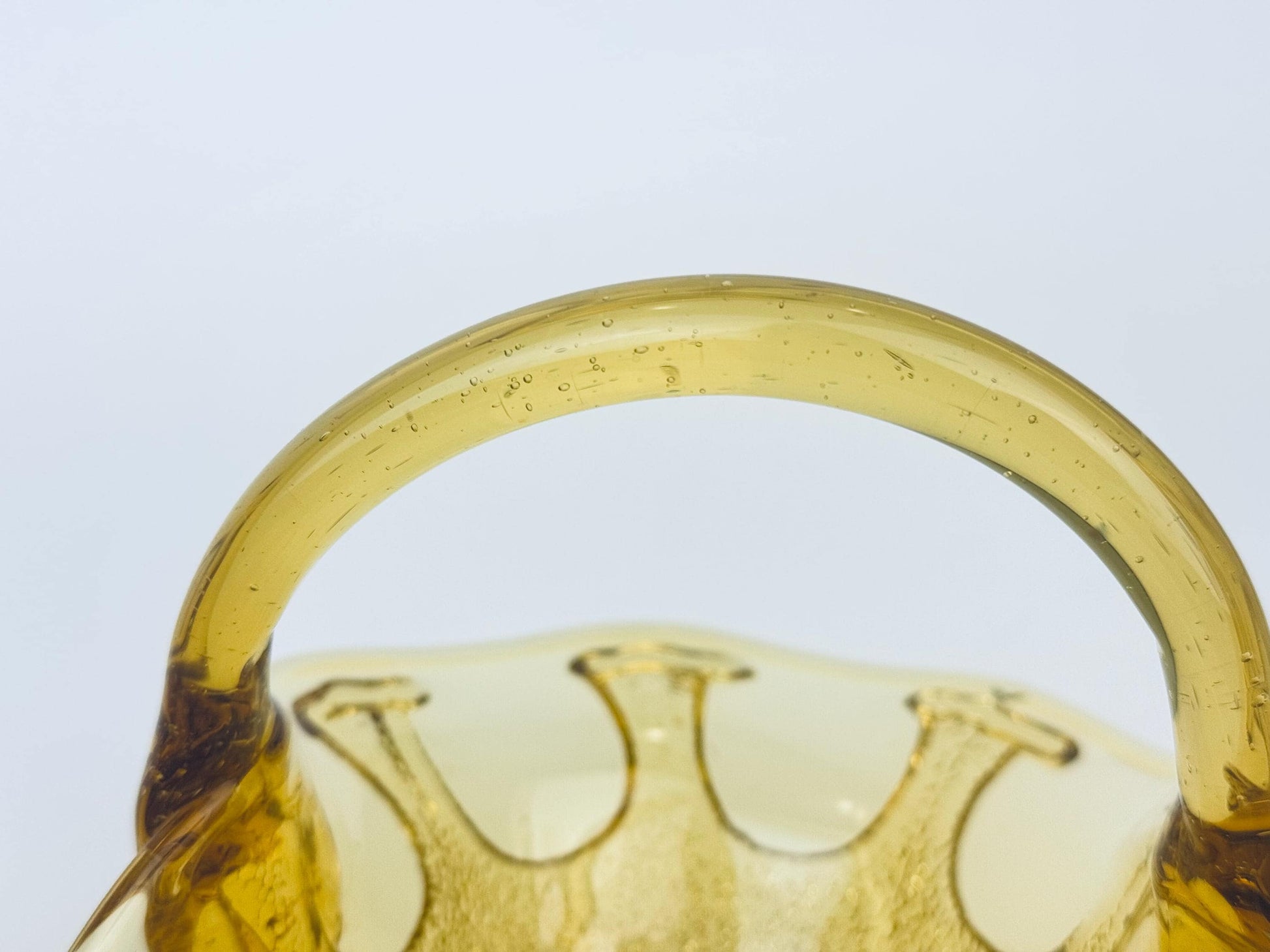 Product image for 'vintage hand blown small art glass baskets sold separately' (view b6c079)