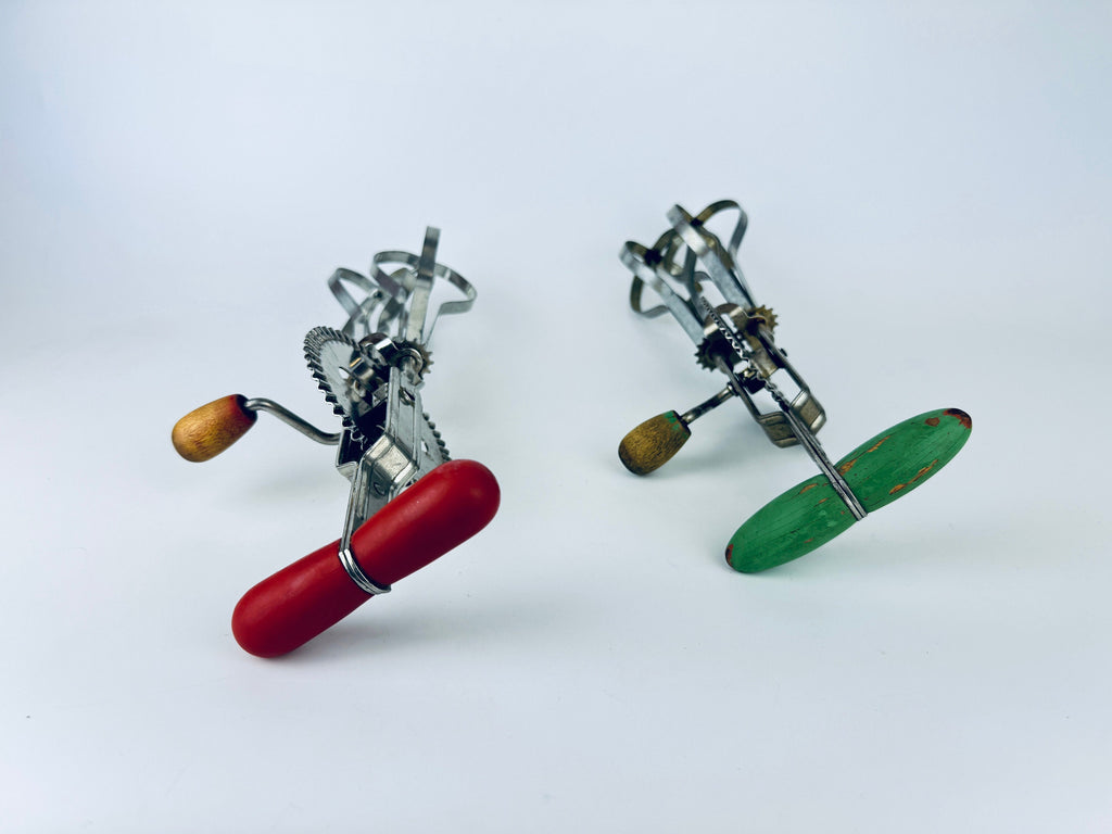 Product image for 'vintage a j metal red green wood manual double whisk high speed super center drive beater made in usa sold separately' (view 1211c7)