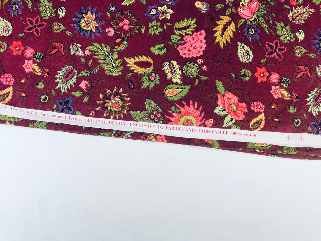 Product image for 'vintage maroon floral fabric 42 x 58 100 cotton' (view 9010cf)