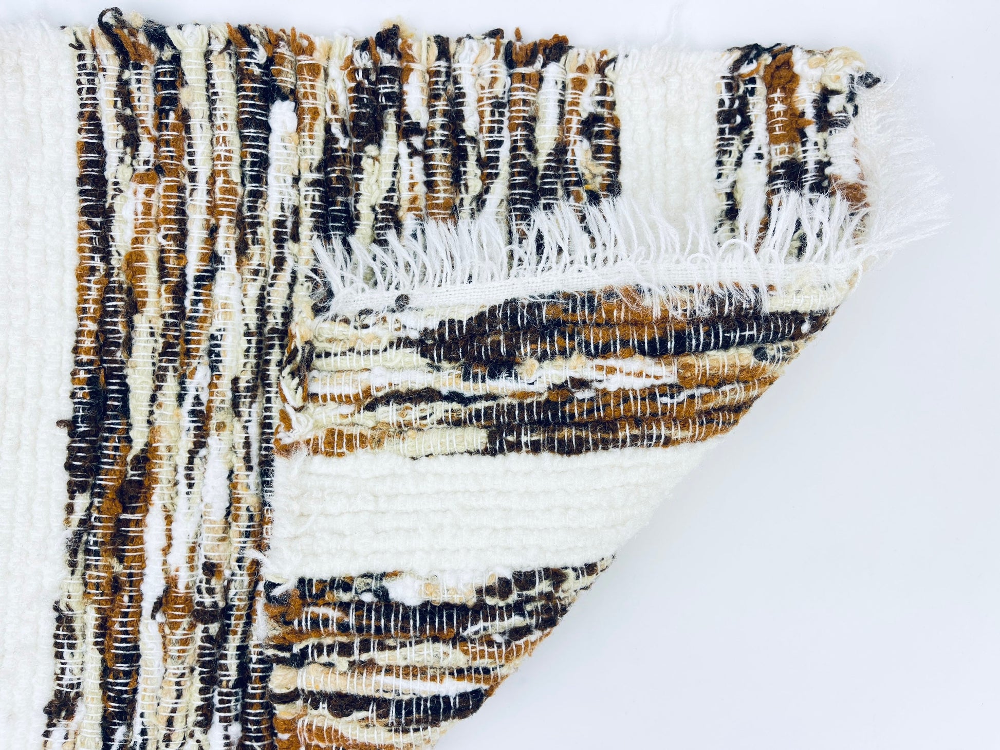 Product image for 'vintage brown white fringe style place mats set of four 4' (view 439ca9)