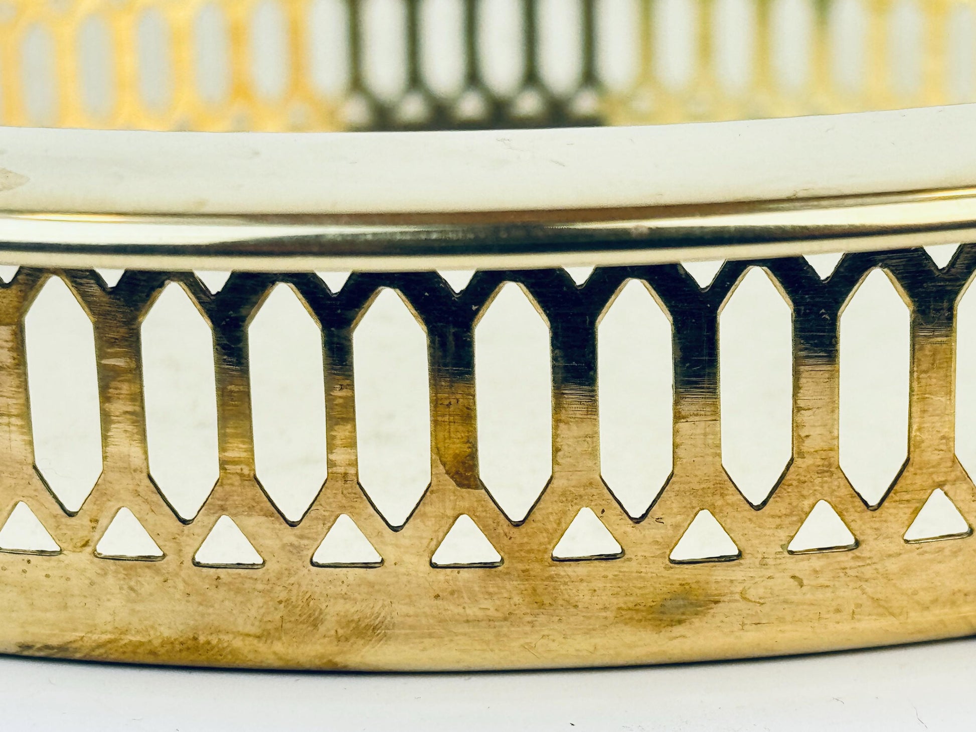 Product image for 'vintage brass reticulated tray 12 round hollywood regency elegance' (view c053c8)