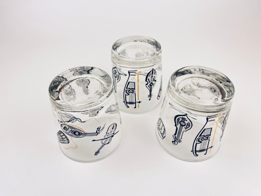 Product image for 'vintage musical instruments low ball drinking glasses set of three 3 musician gift vintage barware libbey glassware' (view 8e00eb)