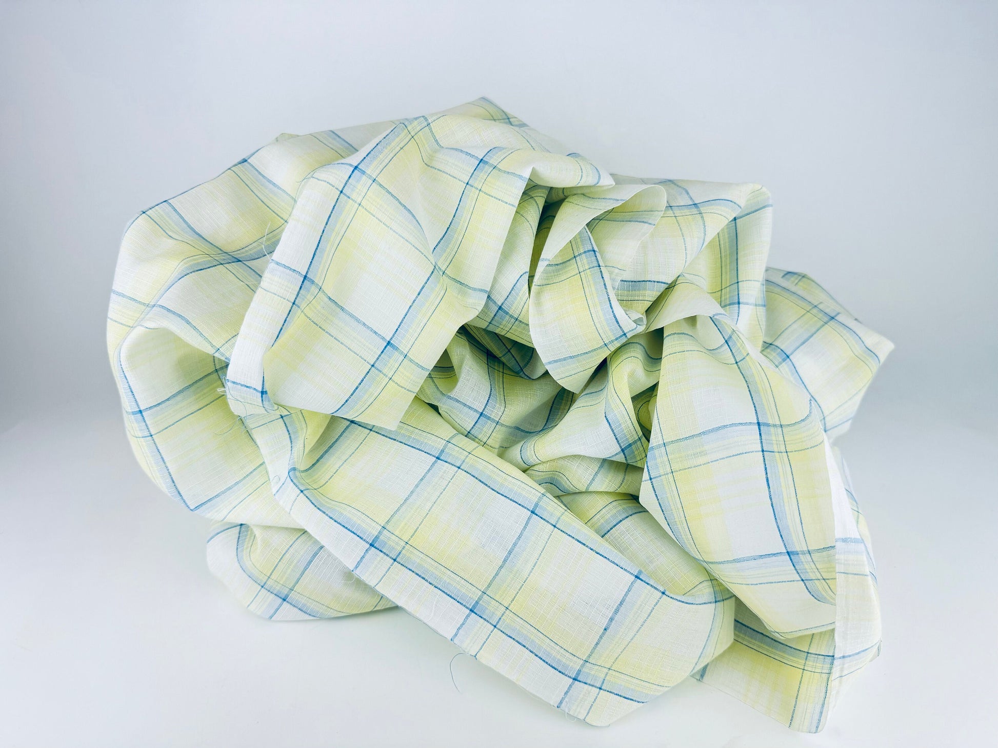 Product image for 'vintage ombre blue white plaid shirt polyester fabric material 41 x 72' (view b2d4b3)