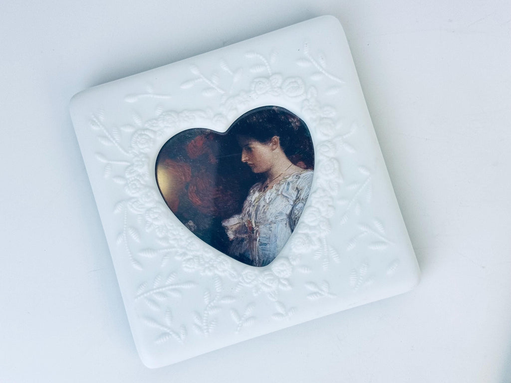Product image for 'vintage brass white ceramic floral heart shaped tabletop picture frames sold separately' (view 1ff1dd)