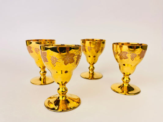 Product image for 'vintage metallic gold glass cordial set set of four 4 grapes leaves vineyard scene' (view 48ccba)