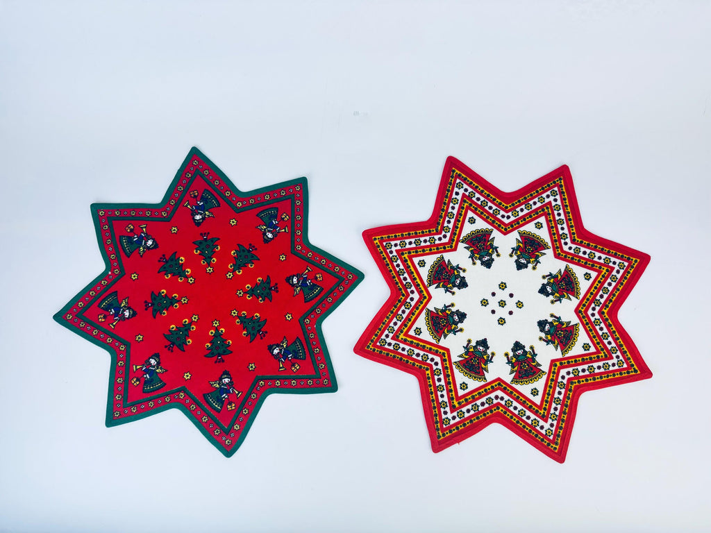 Product image for 'vintage kolf austria christmas doilies star shaped christmas tablescape set of two 2' (view 54a2eb)