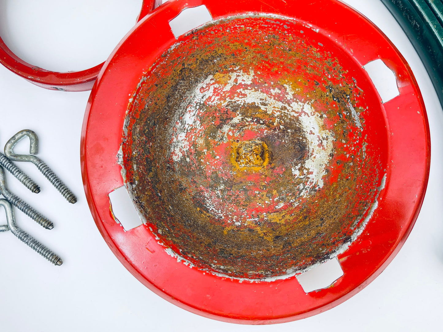 Product image for 'vintage metal christmas tree stand four legs for stability large ring stands any tree simpson sears' (view edc4bd)