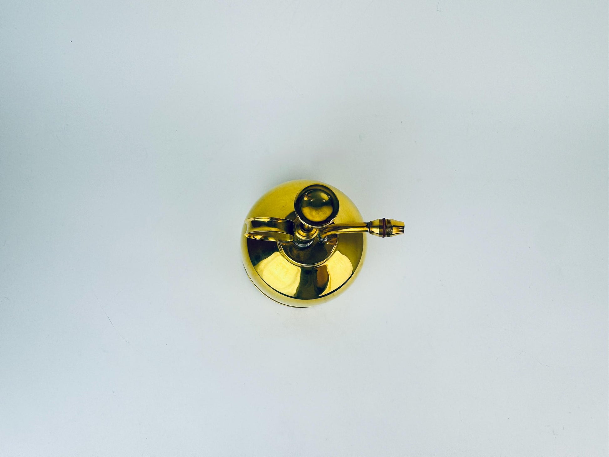 Product image for 'vintage brass plant plant mister waterer new old stock nos made in hong kong' (view 5d6045)