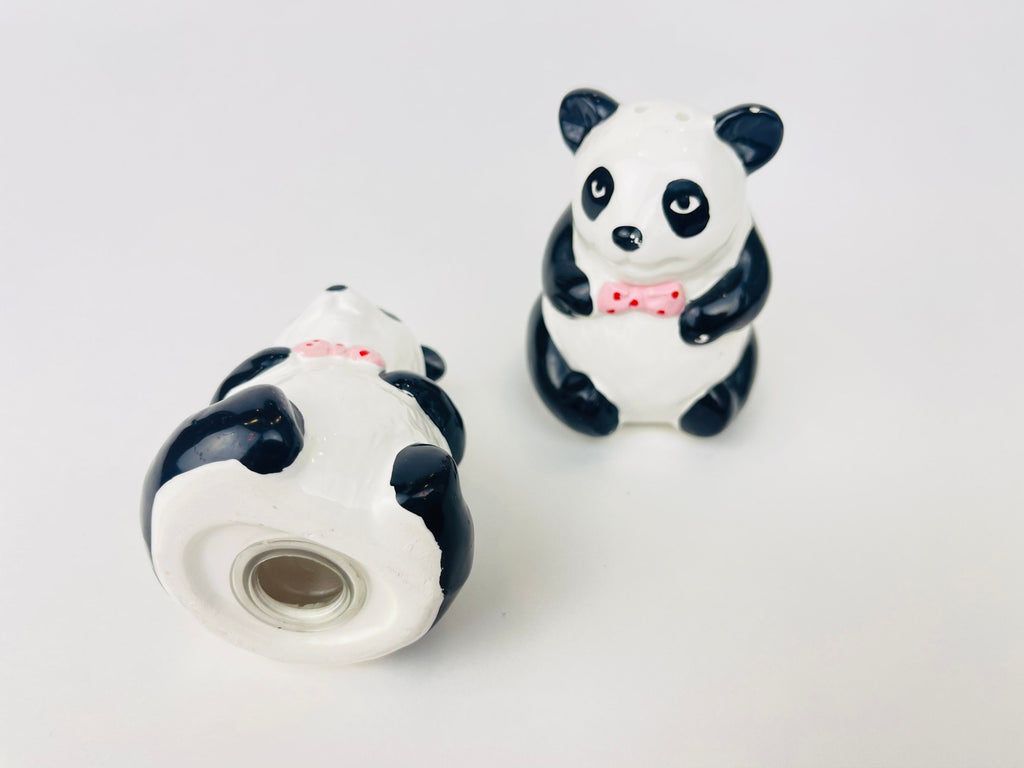 Product image for 'vintage fancy panda salt pepper shakers made in taiwan 1980s ceramic duo' (view ee1fe1)