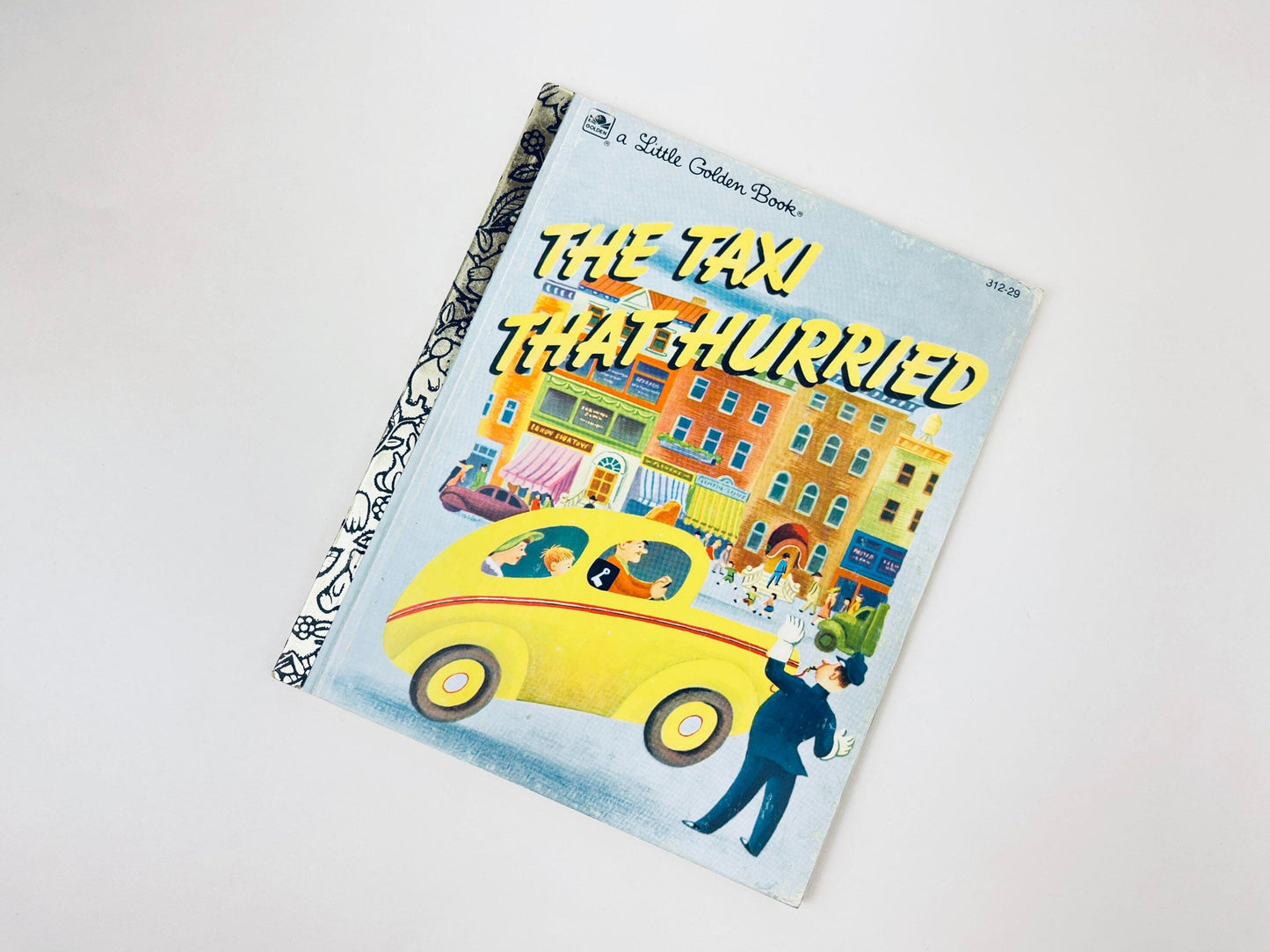 Product image for 'vintage children storey books a little golden book titles sold separately 1' (view 54be54)