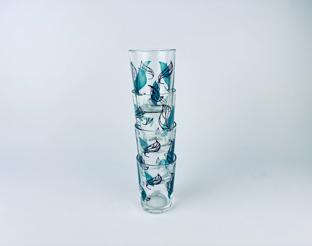 Product image for 'vintage mcm green black foliage leaf shot glasses set of four 4 england made' (view 908f1d)