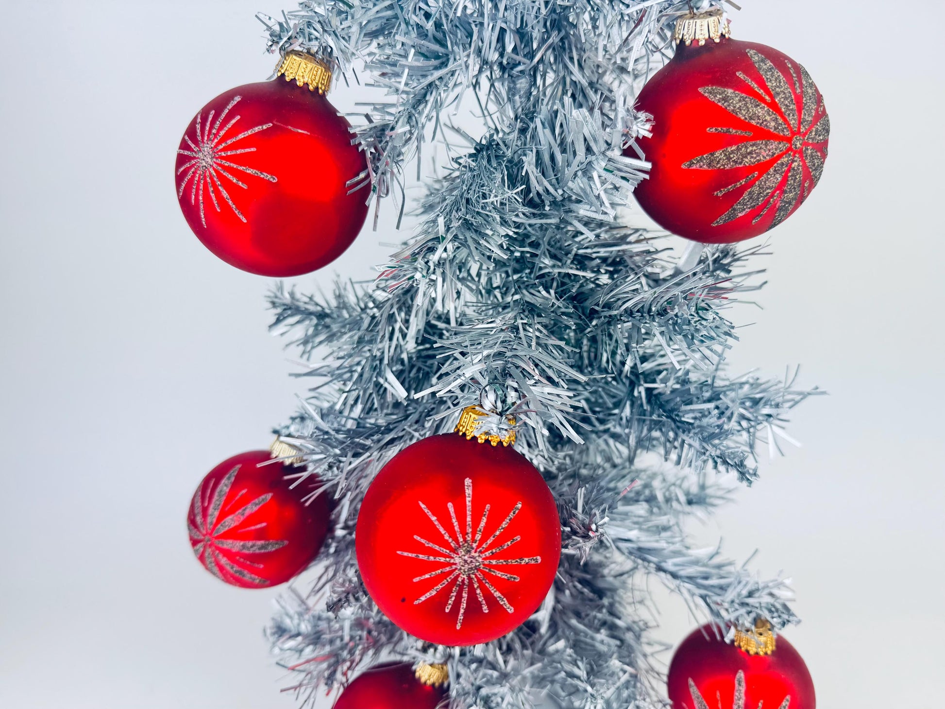 Product image for 'vintage red gold glitter mecury glass christmas tree ornaments set of six 6 made in western germany by krebs sohn' (view 264d4e)
