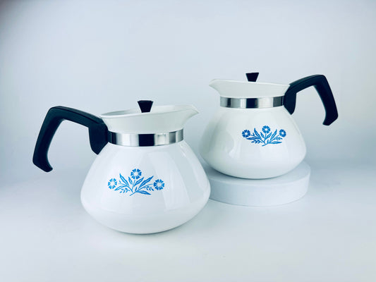 Product image for 'vintage blue cornflower corning ware coffee teapot p104 b 6 cup capacity made in canada sold separately' (view ed48ea)