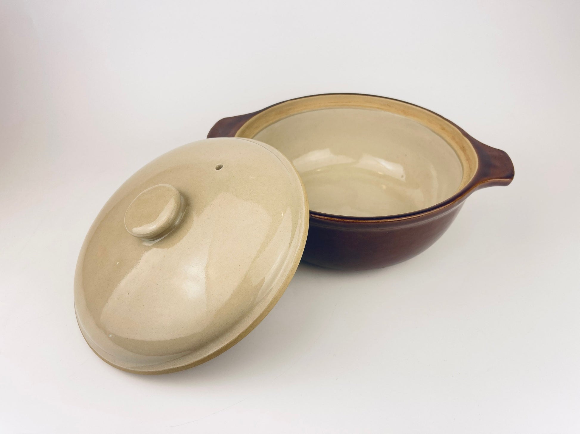 Product image for 'vintage denby england stoneware casserole dish 2 5 pt ovenware baking dish made in england' (view dd9e04)