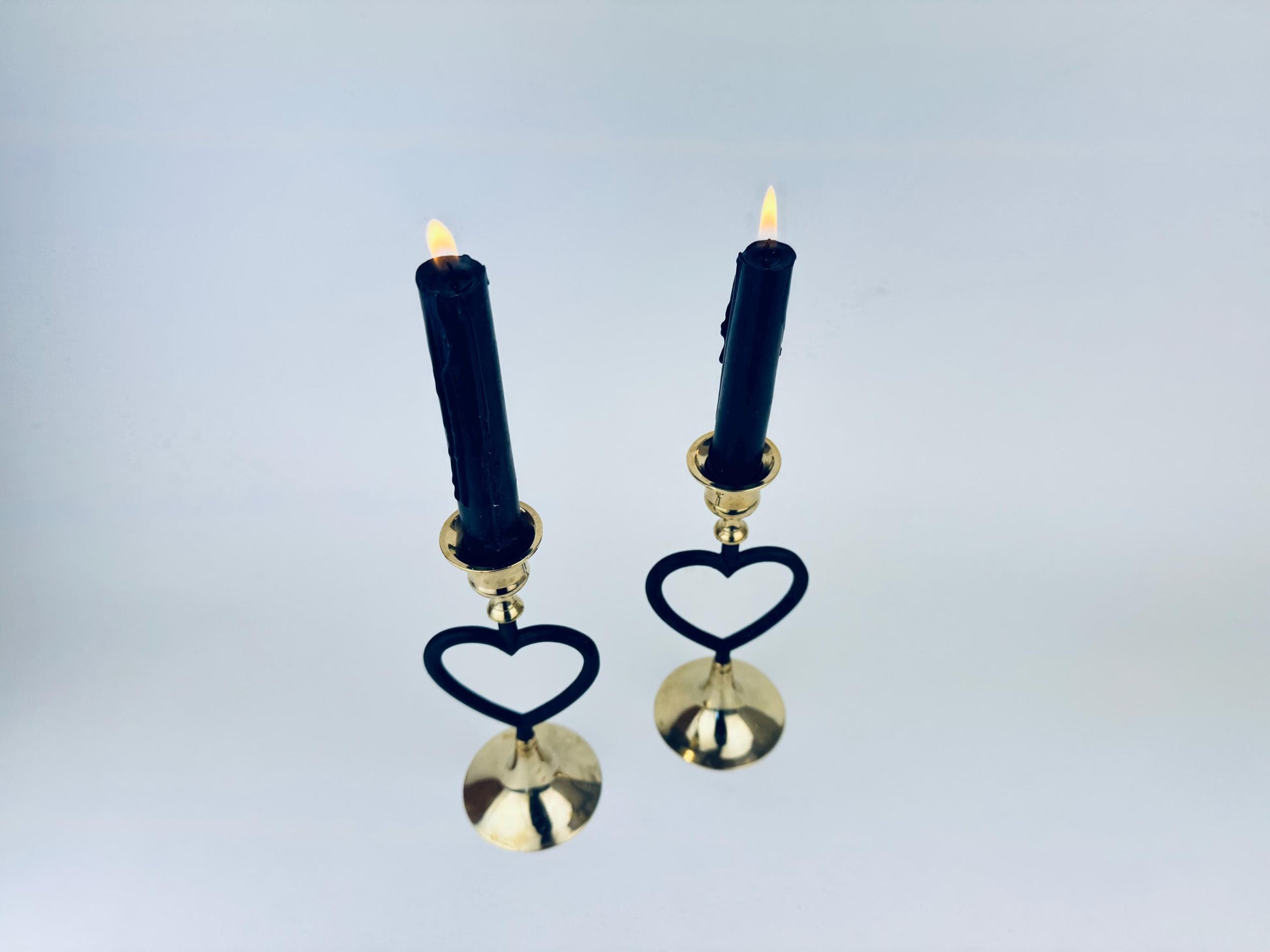 Product image for 'vintage brass heart candlestick holders romantic mid century pair' (view 13d039)