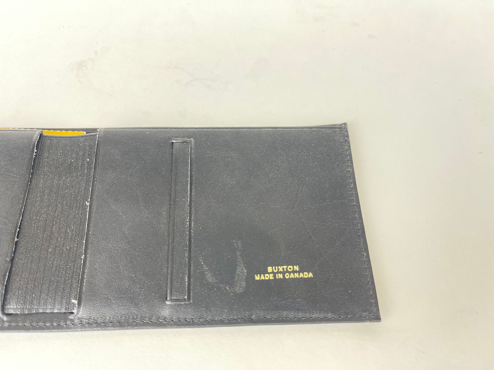 Product image for 'vintage black genuine leather wallet key holder buxton westbury bi fold made in canada new old stock' (view cbace7)