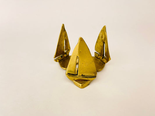 Product image for 'vintage brass sailboat votive candle holder' (view dcecb7)