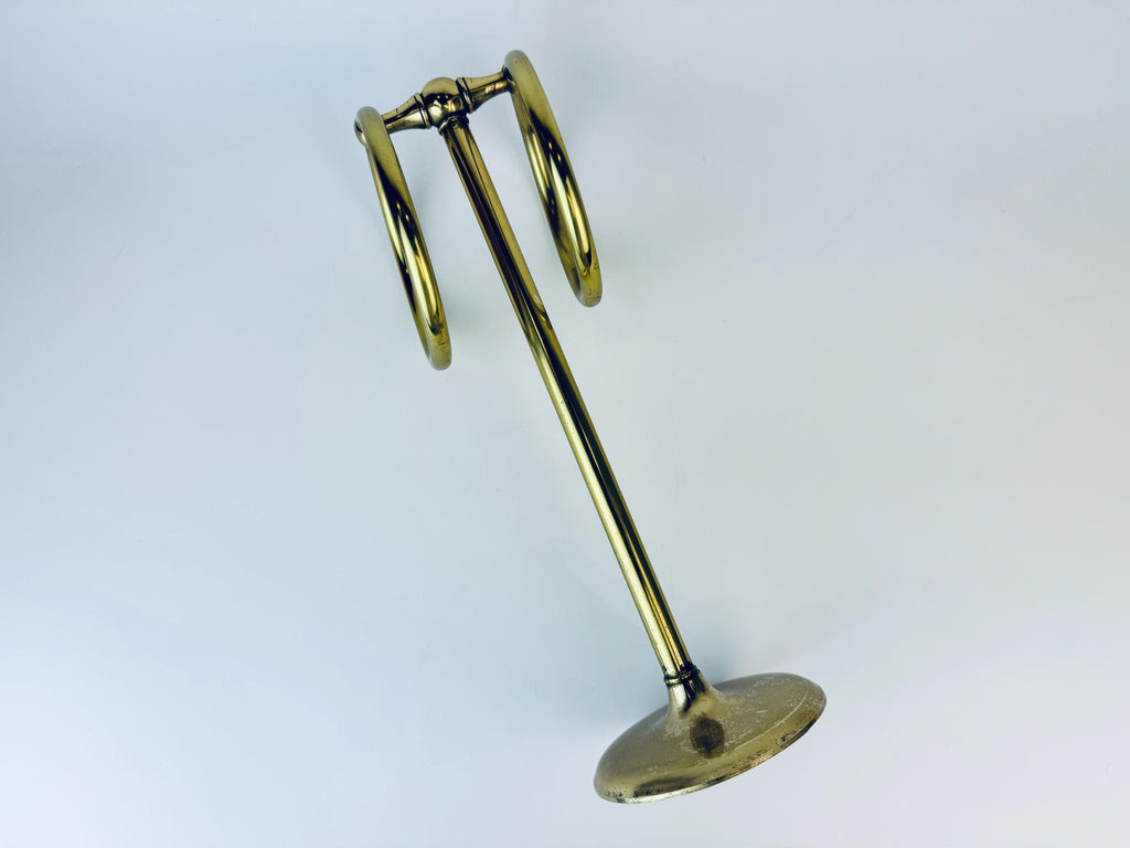 Product image for 'vintage brass tabletop dual ring towel hanger aged metal patina' (view b7fcc7)