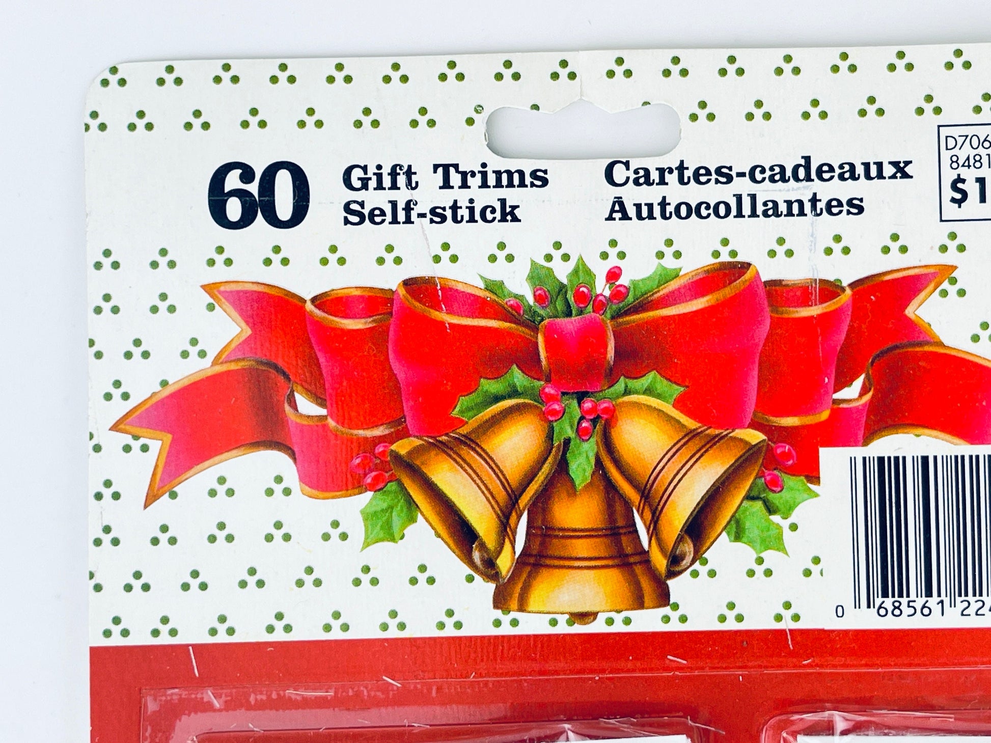 Product image for 'vintage christmas gift trims self stick gift tags set of sixty 60 made in canada new old stock nos' (view 7406b0)