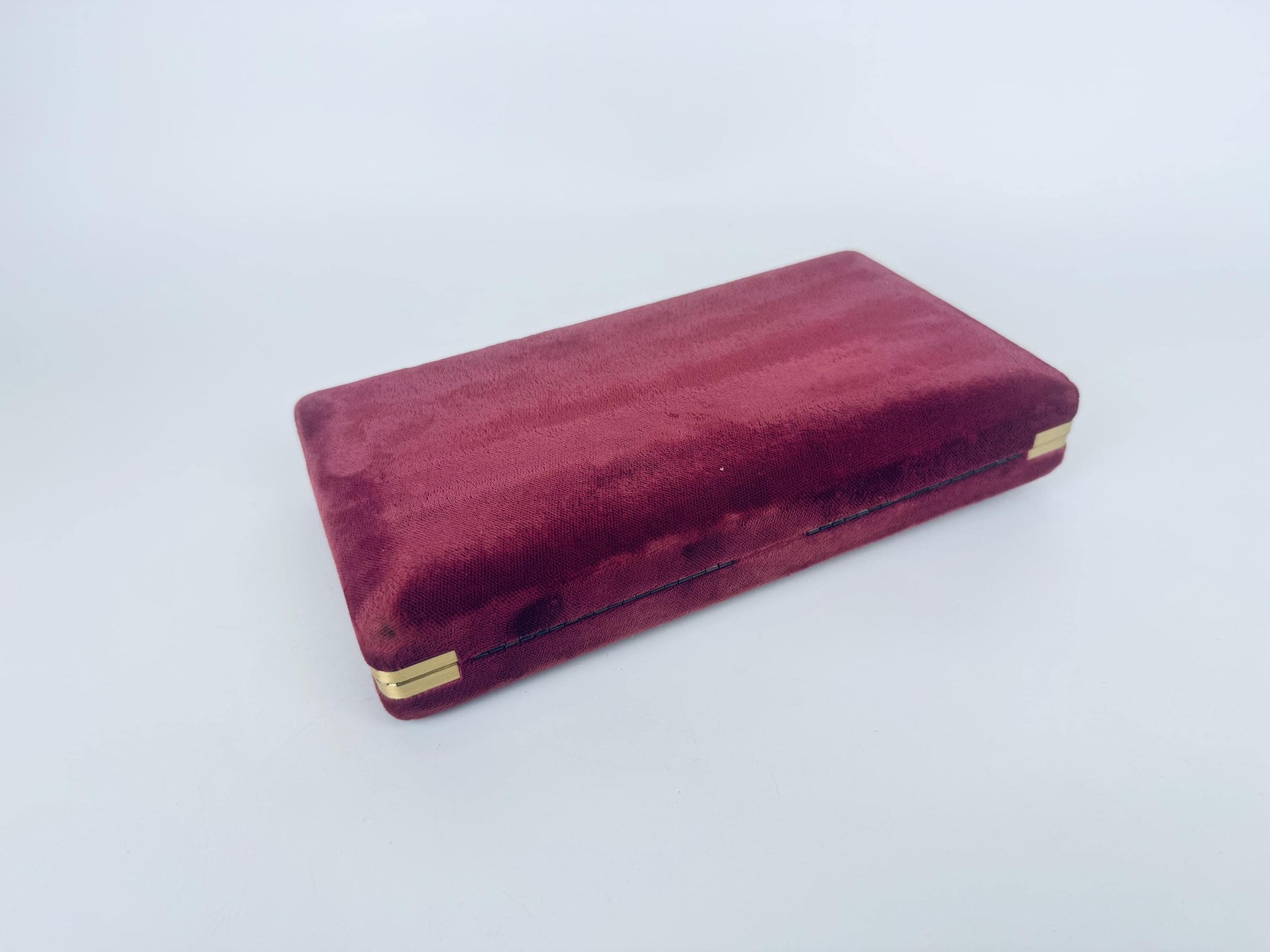 Product image for 'vintage 1980s mauve crushed velvet jewellery travel box with mirror' (view dd5369)