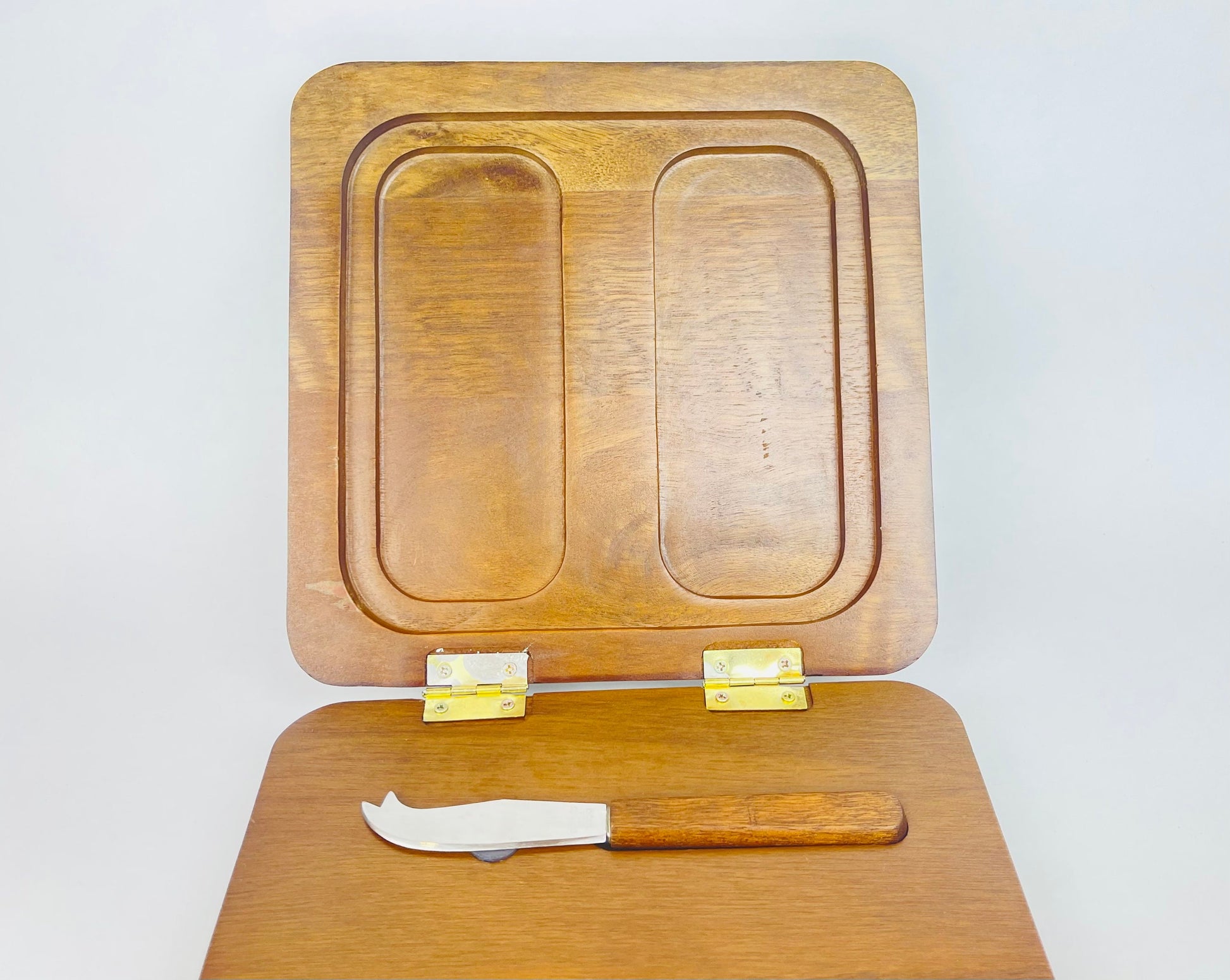Product image for 'vintage cheese charcuterie board set cheeses gouoda brie feda ricotta' (view 1c35eb)