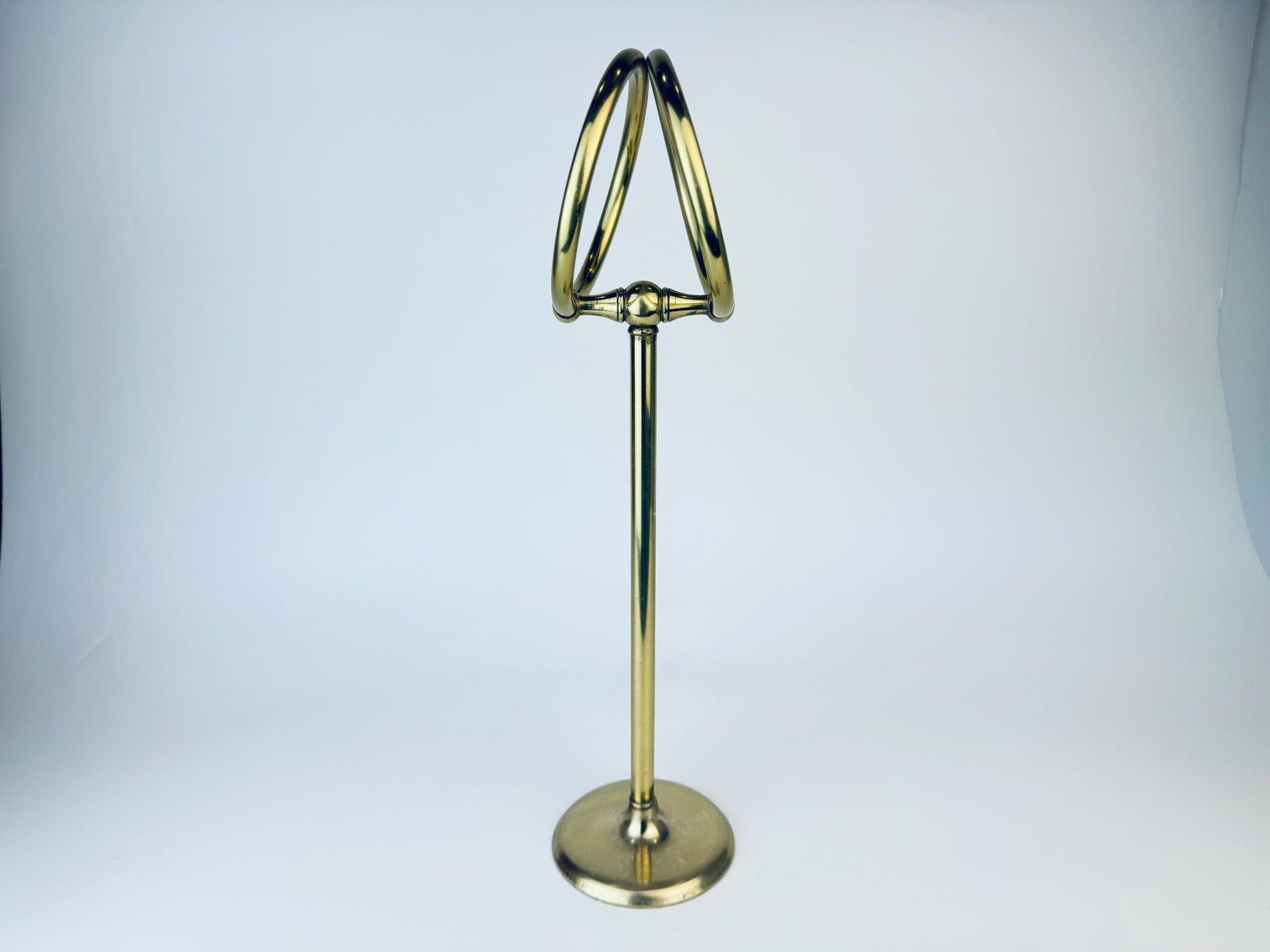 Product image for 'vintage brass tabletop dual ring towel hanger aged metal patina' (view 54bc49)