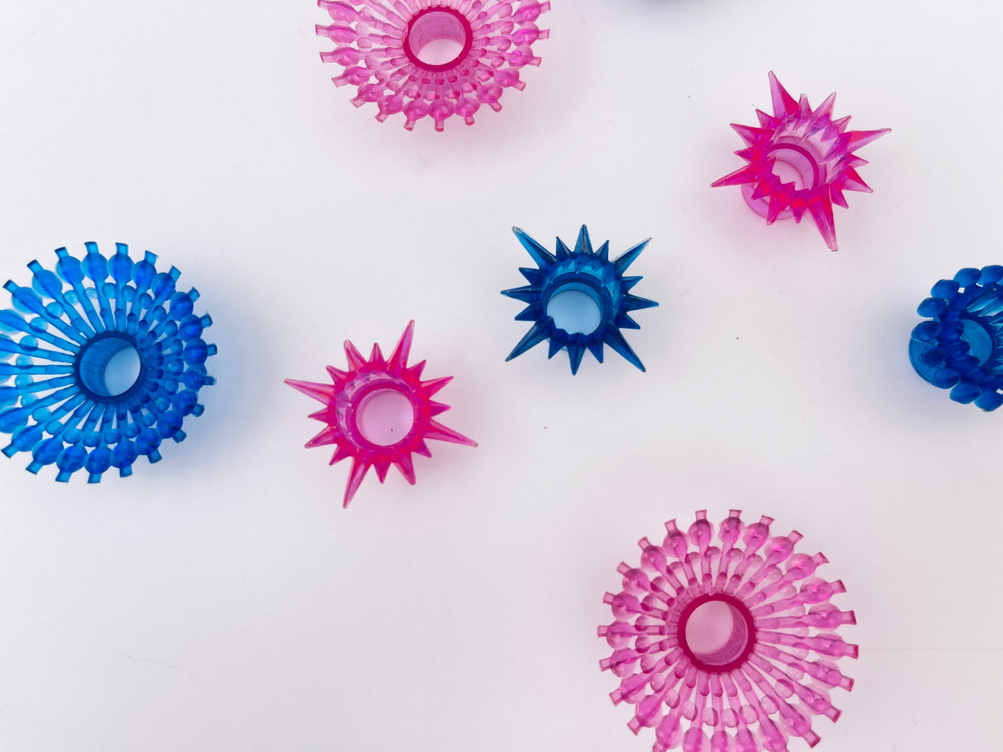 Product image for 'vintage mini christmas light reflectors blue pink mixed lot of eight 8' (view 80b95c)