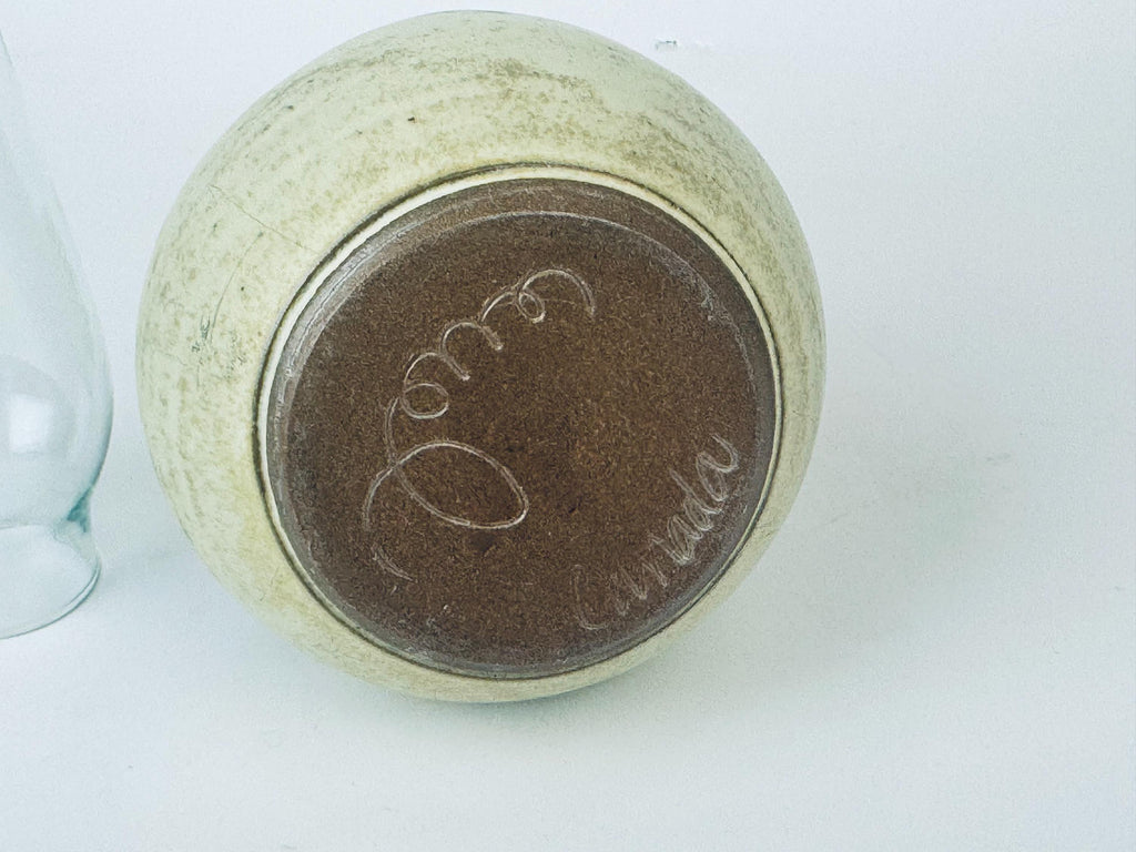 Product image for 'vintage small round stoneware hurricane chamber oil lamp made in canada' (view 498be0)
