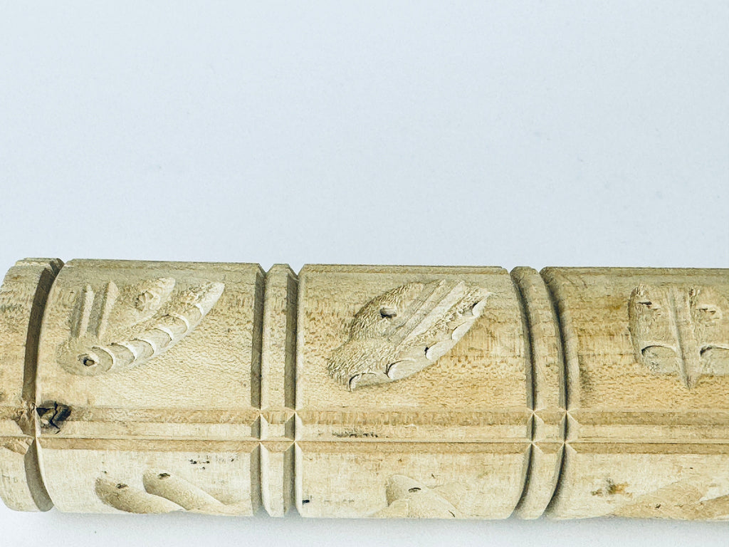 Product image for 'vintage springerle wood kitchen cookie press rolling pin 12 patterns made in germany' (view 78b305)