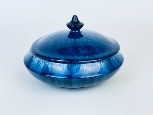 Product image for 'vintage blue drip glazed ceramic lidded obelisk bowl blue mountain pottery bmp made in canada' (view cbda92)
